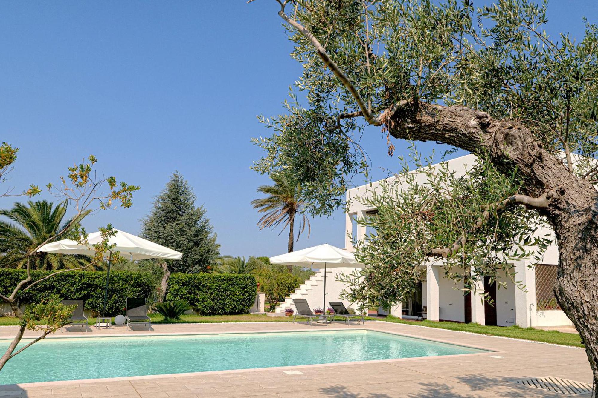 Tenuta Ricco With Pool And Garden Cursi Exterior foto