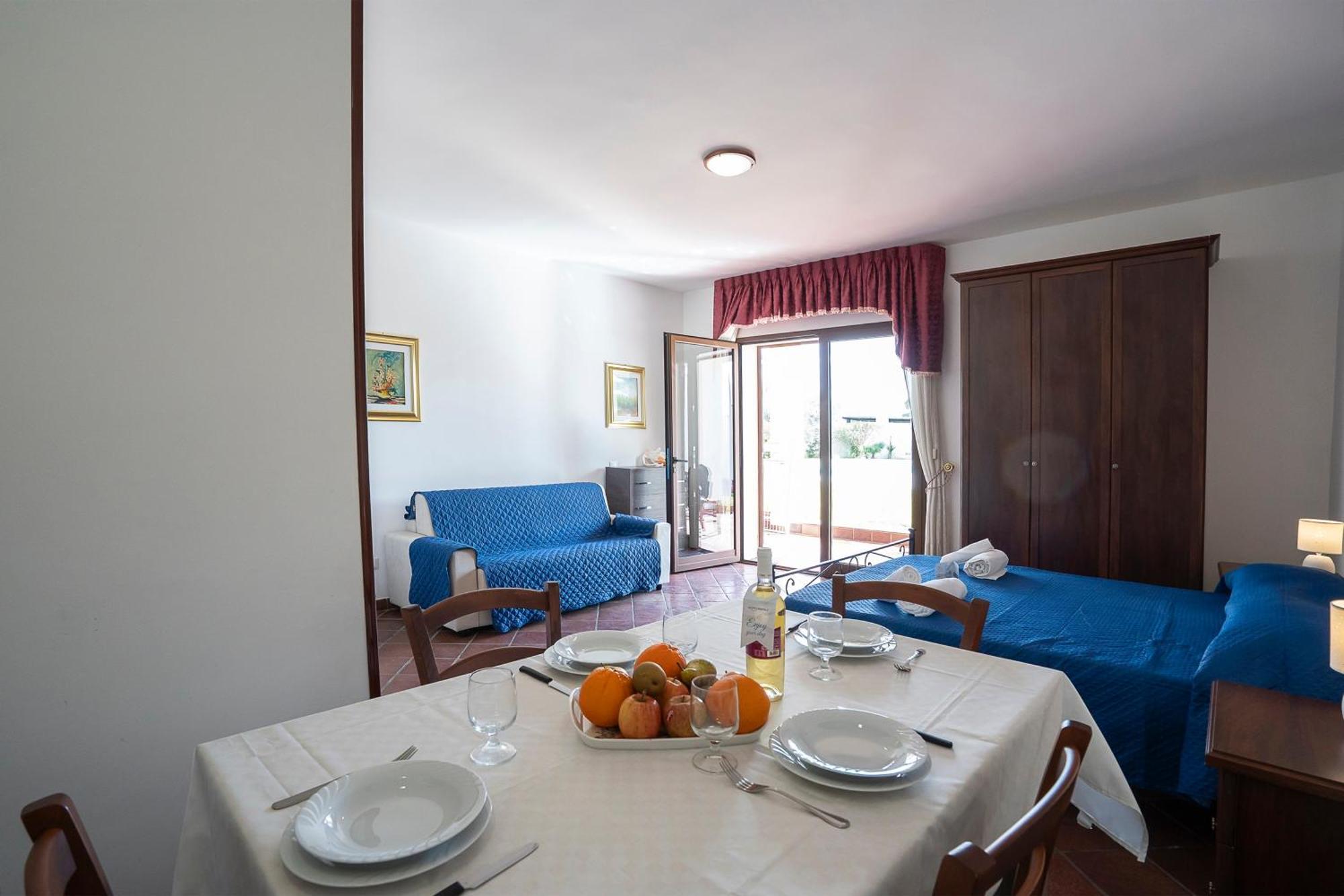 Tenuta Ricco With Pool And Garden Cursi Exterior foto